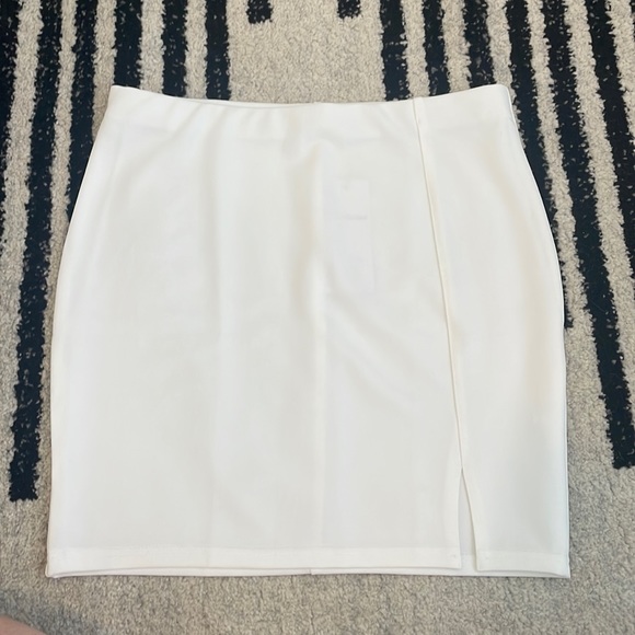 White Mini Skirt - Picture 1 of 3